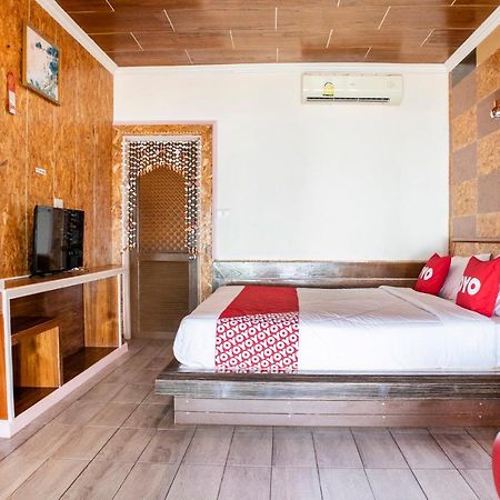 Oyo 797 Pink House Bungalow Koh Lanta Bagian luar foto