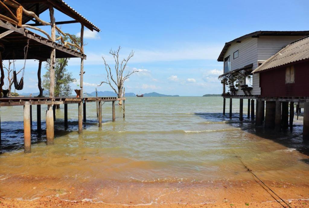 Oyo 797 Pink House Bungalow Koh Lanta Bagian luar foto