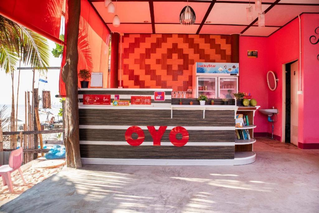 Oyo 797 Pink House Bungalow Koh Lanta Bagian luar foto